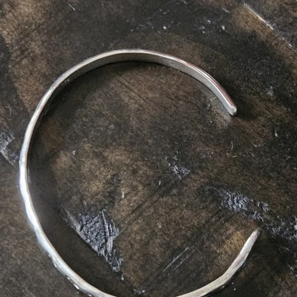 Navajo Vintage Sterling Silver Cuff Bracelet - Picture 5 of 5